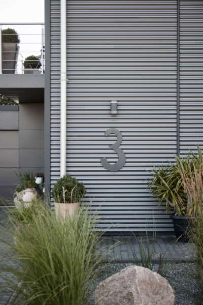 Neue Welle im Wohnungsbau mit Stahlprofilen, Nylanndamm in 24980 Schafflund